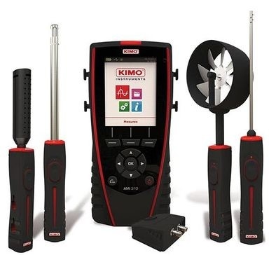 Ein KIMO Instruments-Messgerät mit Zubehör, darunter Sensoren und ein Adapterkabel.