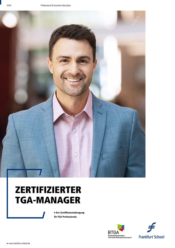 Ein Mann im Anzug lächelt in die Kamera, darunter steht 