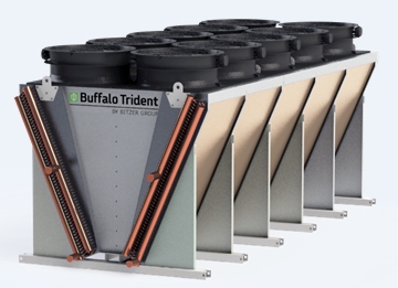 Vier Buffalo Trident-Servermodule in einer Reihe, jeweils mit einem offenen Frontpanel.