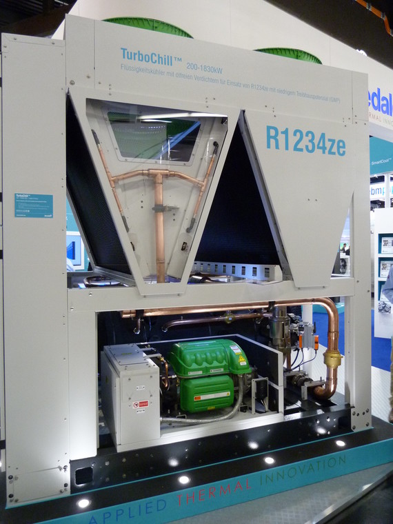 Ein technisches Kühlungsgerät mit der Beschriftung 