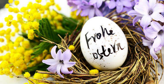 Ein weißes Ei mit der Aufschrift 