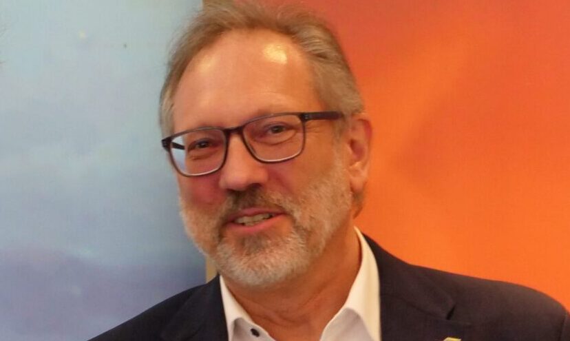 Staffelstabuebergabe-in-der-Hauptgeschaeftsfuehrung-FVSHK-NRW-scaled-e1764842933967