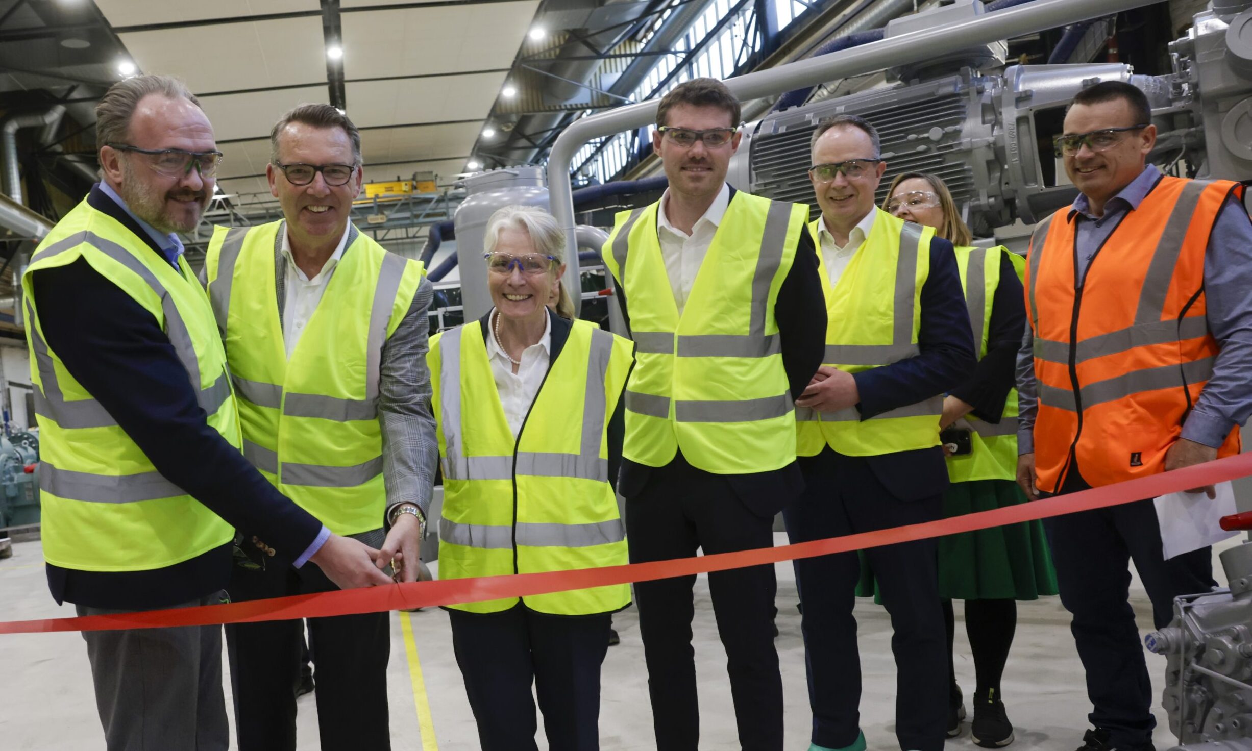Johnson Controls erweitert Kapazitäten für Großwärmepumpen