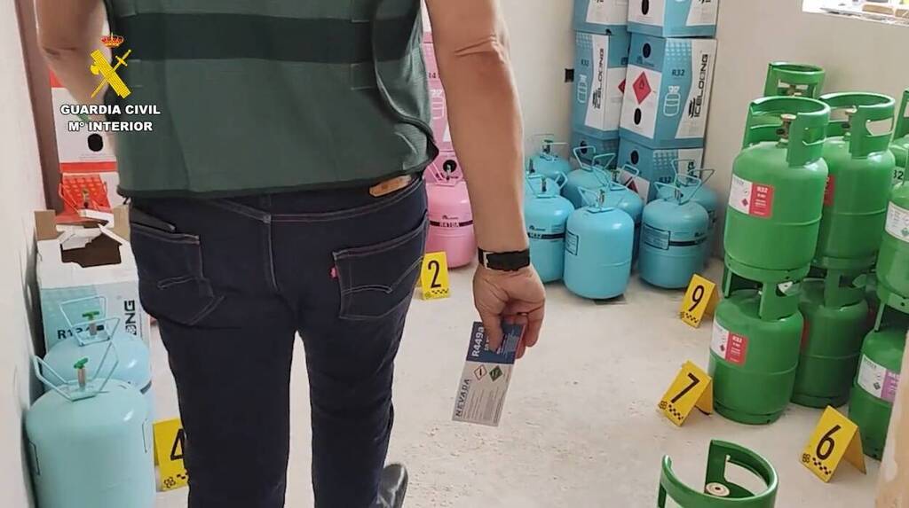 Guardia-Civil-F-Gase-Schmuggel